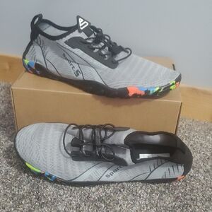 Sporty Gray Men's Swim Shoes